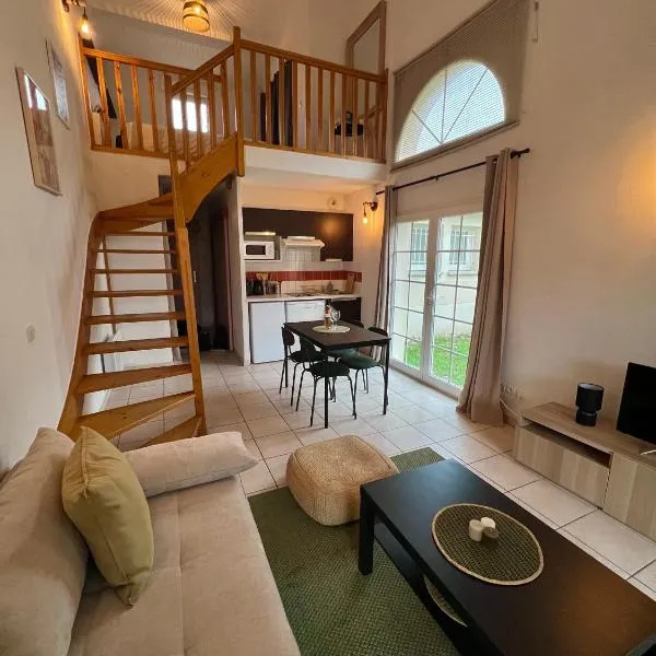 Appartement cosy avec mezzanine, hotel di Signes