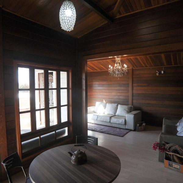 CASA DE MADEIRA - Foto 2