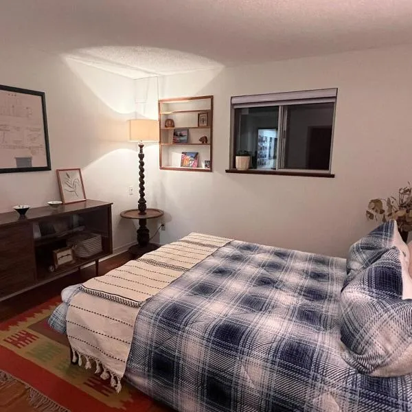 Peter's Place - Spacious 2Bed & Bath Suite, hotel en Surrey