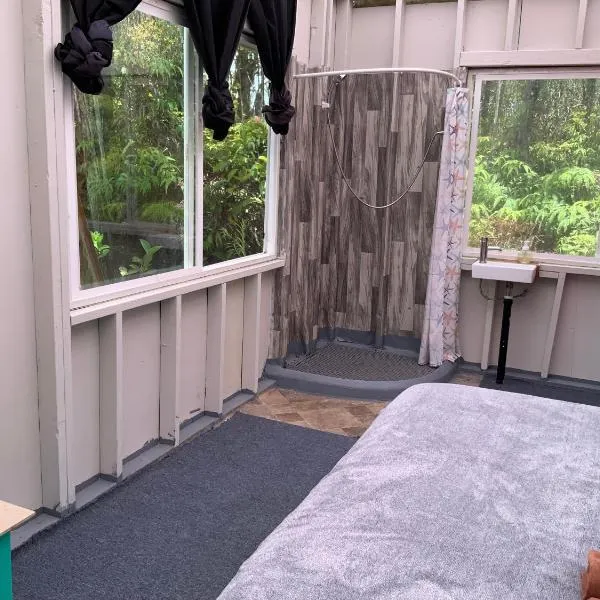 Simply convenient tropical country studio, hotel v destinaci Mountain View