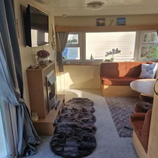 Parkdean Escape Coastal Comfort in Borth Spacious 3 Bedroom Family Getaway、ボースのホテル