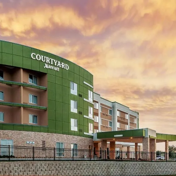 Courtyard by Marriott Ardmore, hotel v destinaci Ardmore