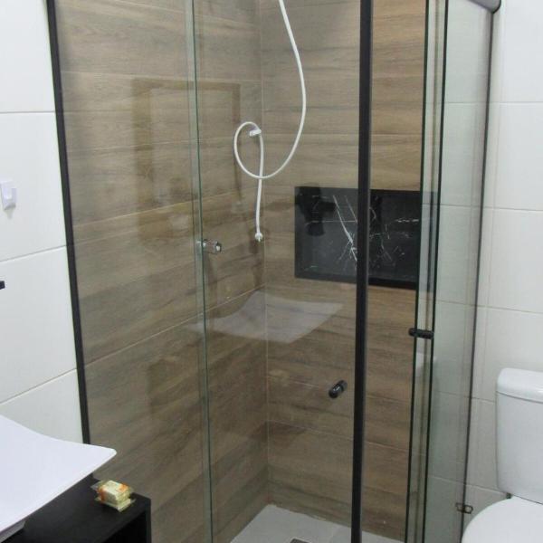 Casa completa com Chuveirão Privativo no quintal! - Foto 3