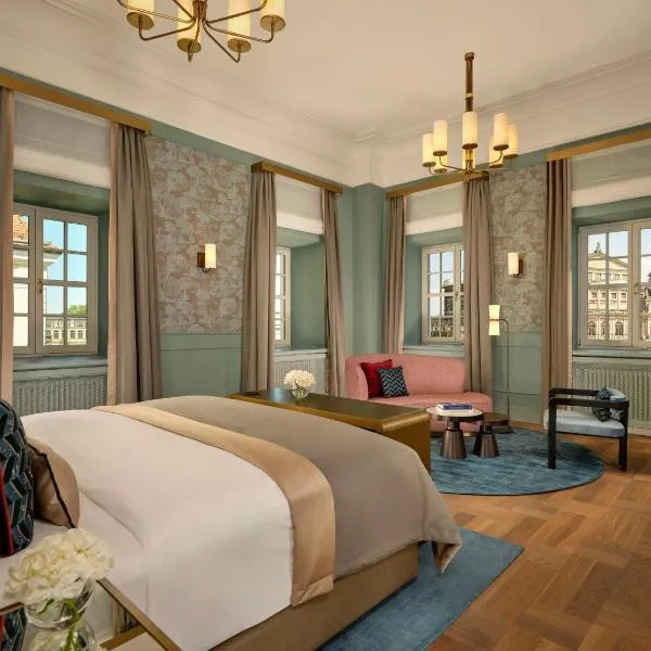 Hotel Taschenbergpalais Kempinski, hotel in Dresden
