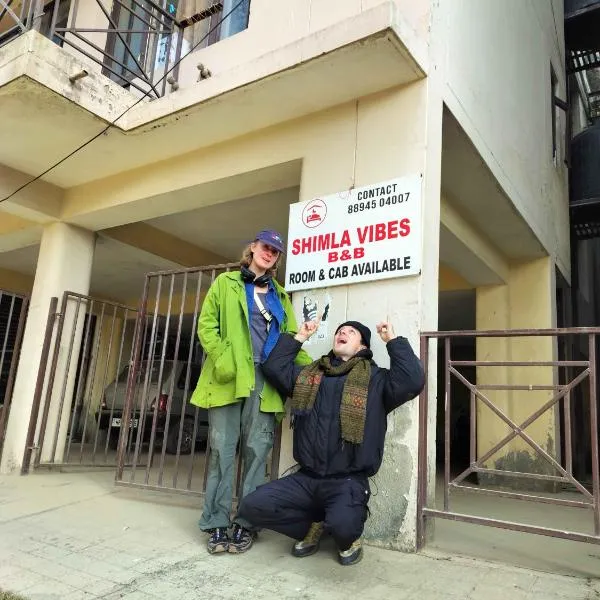 Shimla Vibes B & B free pick and drop from ISBT Shimla, hotel in Shimla