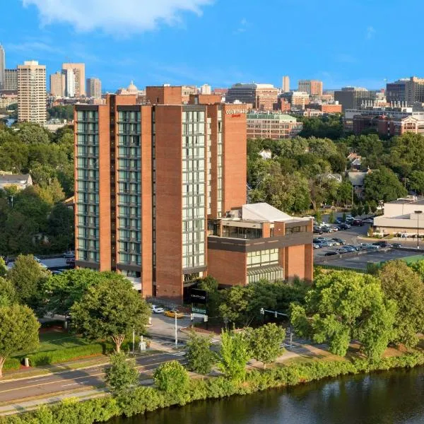 コー​​トヤード バイ マリオット ボストン ケンブリッジ（Courtyard by Marriott Boston Cambridge）、ケンブリッジのホテル