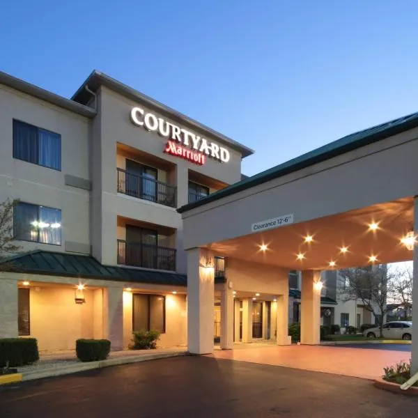 Courtyard by Marriott Dayton North, hotel v destinaci Dayton