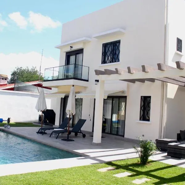 Villa Azalée Androhibe, hotel in Antananarivo