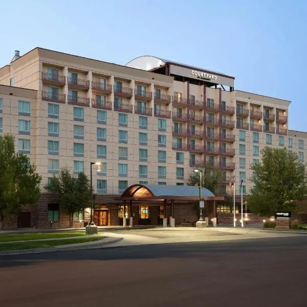 Courtyard by Marriott Denver Airport, hotel in Denver
