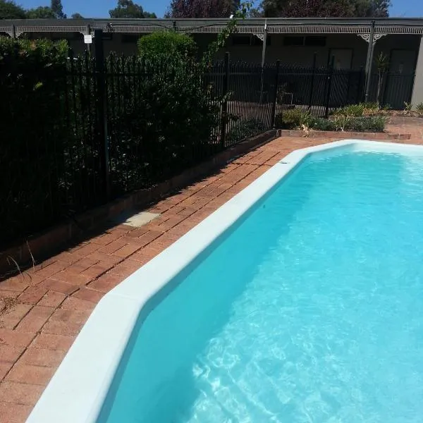 Hermitage Motel, hotel v destinaci Muswellbrook