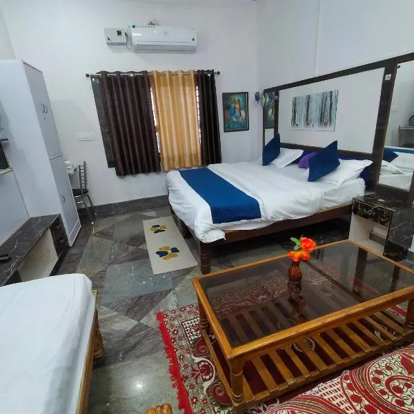 Eastern Gate Homestay, hotel v destinaci Khadžuráho