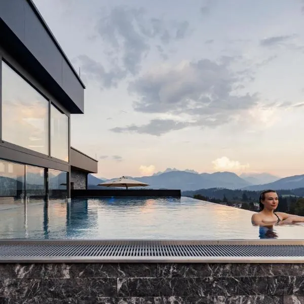 Kaiserjuwel 4 Sterne Superior，Prama的飯店