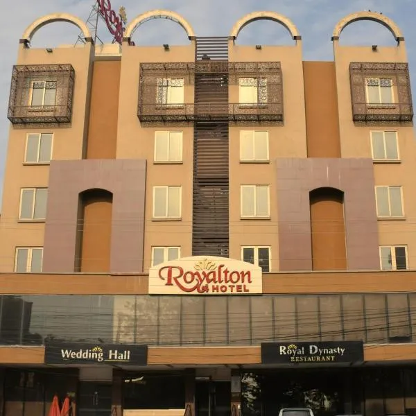 Royalton Hotel Rawalpindi, hotel v destinaci Rávalpindí
