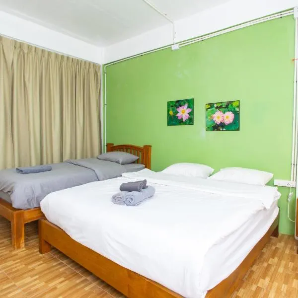 Tom Guest House ทอมส์ เกสต์เฮ้าส์, hotel in Thung Maha Mek