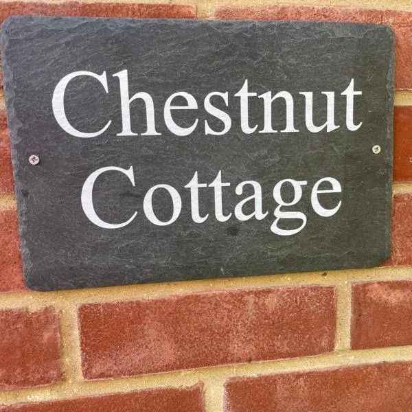 Chestnut Cottage: Great Ellingham şehrinde bir otel