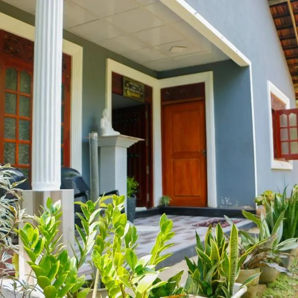 Mountain Breeze Inn Midigama, hotel v destinaci Midigama East