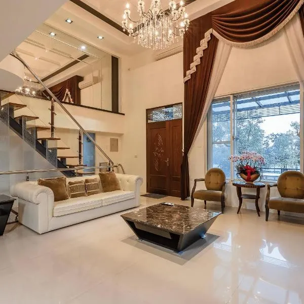 宜蘭小綠丘民宿, hotel v destinaci Luodong
