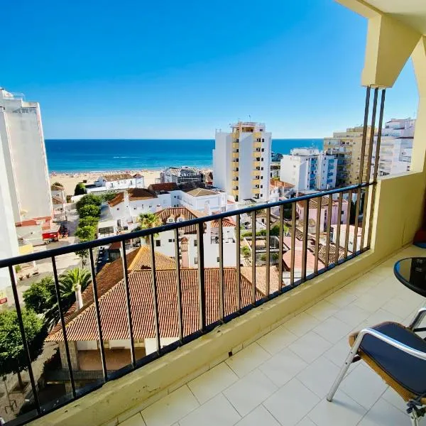 Apartamento com vista-mar na Praia da Rocha, Portimão, hotel i Portimão