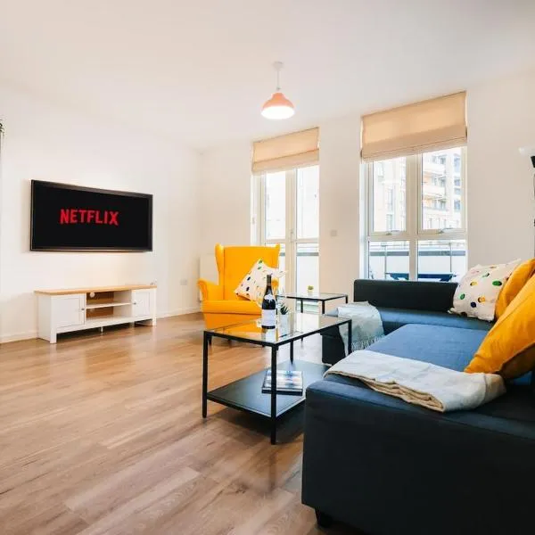 Peaceful Apartment in East End, hotel in London