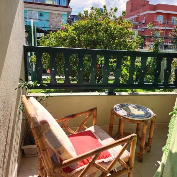 Refúgio perto da praia -250m, Aconchegante Apartamento no Coração de Canasvieiras - Foto 3
