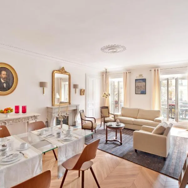 My Home For You Luxury B&B Adults Only, hotel v Paříži