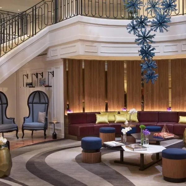 Renaissance Paris La Defense Hotel – hotel w mieście Puteaux