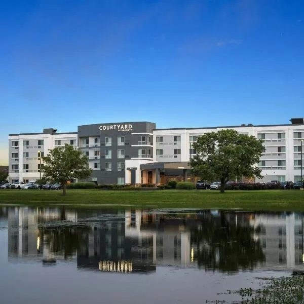 Courtyard by Marriott Evansville East, hotel v destinaci Evansville