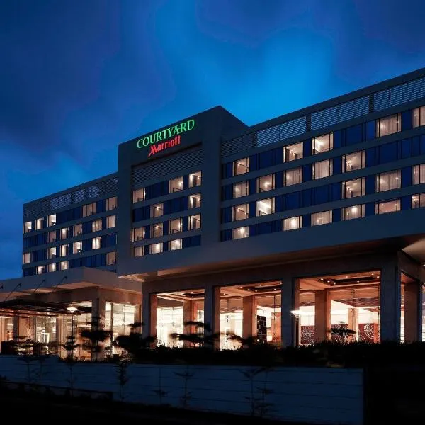 Courtyard by Marriott Pune Chakan, hotel v destinaci Chākan
