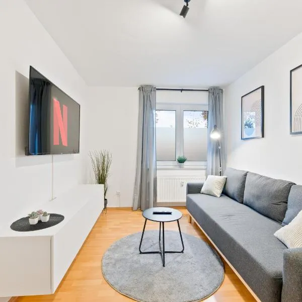 Kingsize Bett, zwei Zimmer, Waschmaschine, Netflix, hotel in Pforzheim