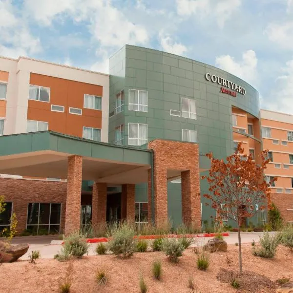 Courtyard by Marriott Houston City Place, hotel v destinaci Spring