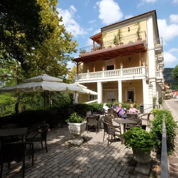 Hotel Mazzocca, hotel v destinácii Caramanico Terme