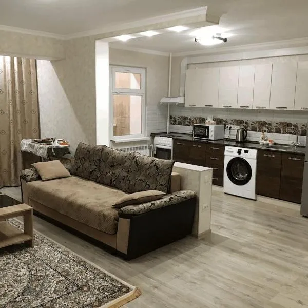Apartment for rent number 1, hotel in Aktau