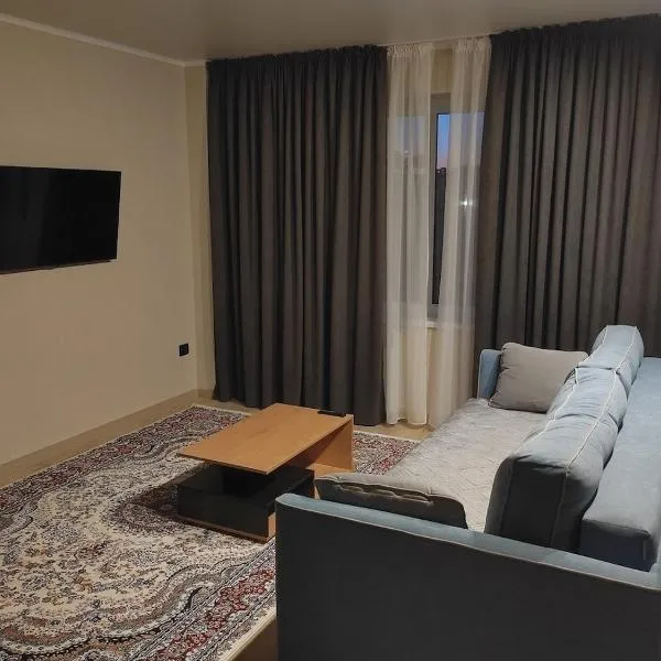 Apartment for rent number 3, hotel in Aktau