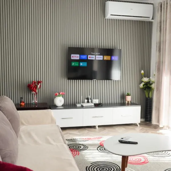 Family apartment, hotel in Tirana