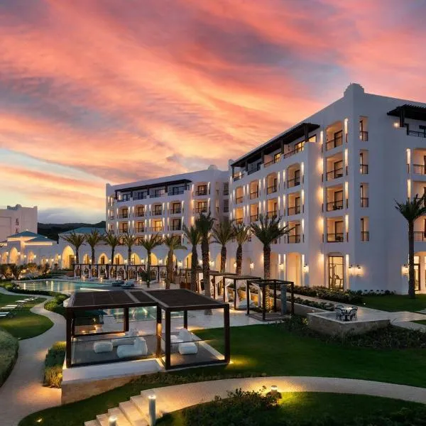 The St. Regis La Bahia Blanca Resort - Tamuda Bay, ξενοδοχείο σε Fnidek