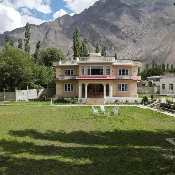 Areena Hotel, hotel v destinácii Skardu