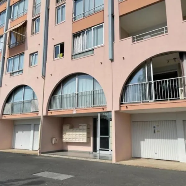 Appartement T2 Cabine Résidence Antinéa au Cap d'Agde proche plage et port secteur Richelieu, hotel a Cap d'Agde