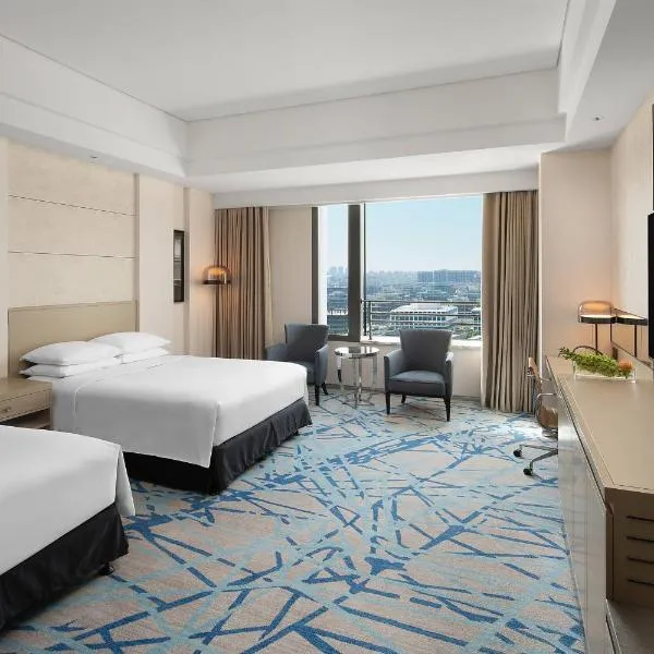 Renaissance Shanghai Caohejing Hotel, hotel v Šanghaji