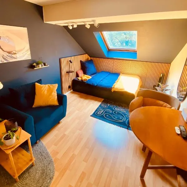 Modernes ruhiges Zimmer mit Ausblick ins Grüne, hotel v Mnichově