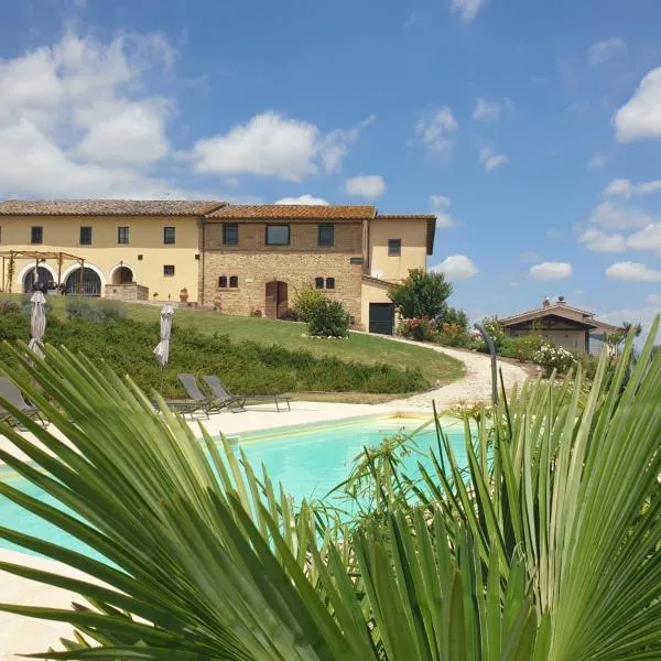 Casale Delle Stelle, hotel Castello delle Forméban