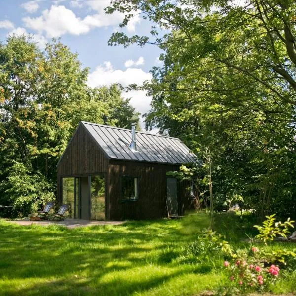 Powoli - wyjątkowy domek w Izerach, hotel in Wolimierz