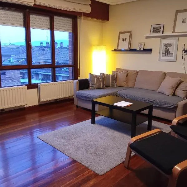 Andramari Tourist Home Parking& wifi, hotel v destinaci Amorebieta-Etxano