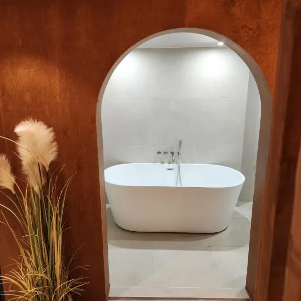 lyrical Hotel Cheongju, hotel di Cheongju