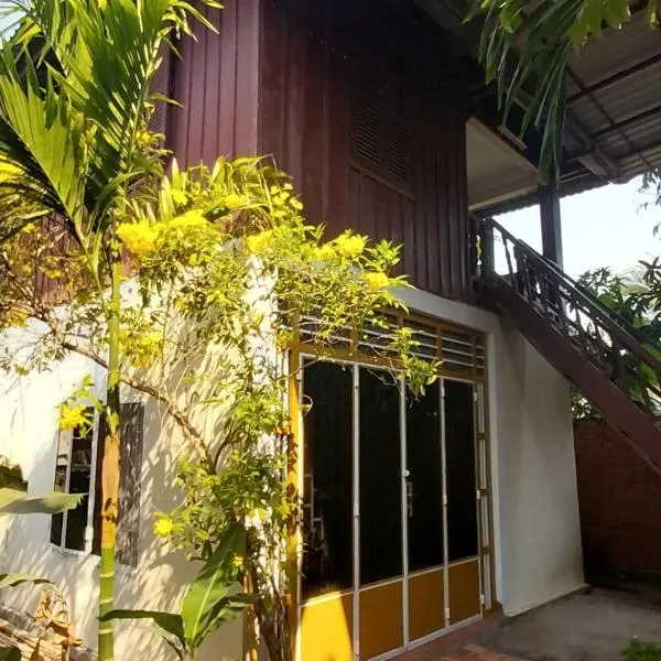 Roza Guest House, khách sạn ở Kampot
