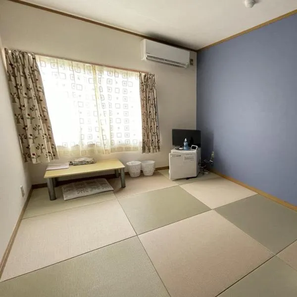 Guest house MICHISHIO, hotel v destinaci Kannoura