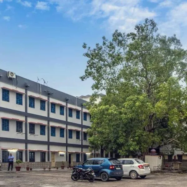 Devdarshan Hotel & Restaurant photo 2