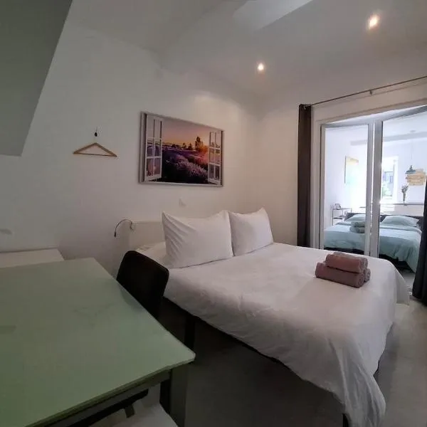 Suite Moulin de la Calade! VUE tour hexagonale, Cœur du VAR!, hotel v destinácii Le Luc