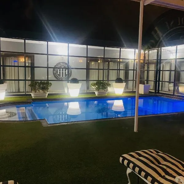 Halfway House Hotel, hotel v destinaci Kimberley