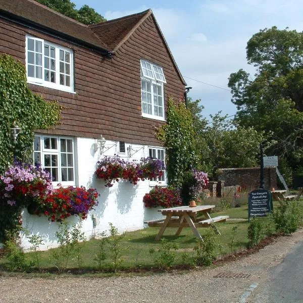 Two Sawyers, hotel in Pett