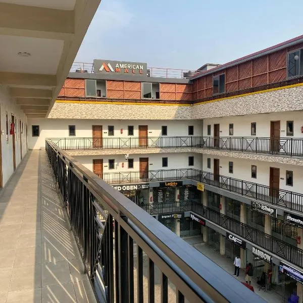아크라에 위치한 호텔 American mall